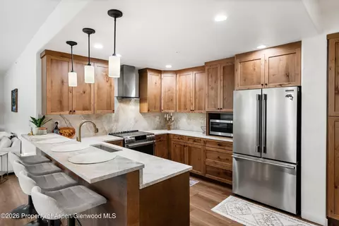 2701 Midland Avenue Apt 425 Glenwood Springs Co 81601 Ave # 425, Glenwood Springs, CO 81601