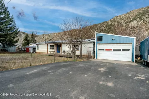 402 Apple Drive New Castle Co 81647 Dr, New Castle, CO 81647