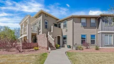 2491 Fountain Greens Place B8 Grand Junction Co 81505 Pl #B8, Grand Junction, CO 81505