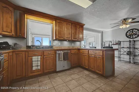 Kitchen - 2014 E 9th Street Craig Co 81625 St, Craig, CO 81625 photo 3 of 5