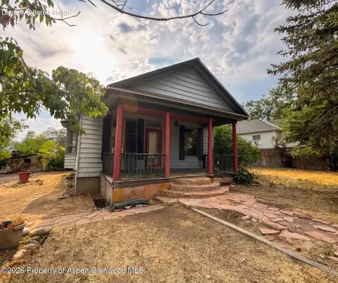 221 S E Avenue New Castle Co 81647 Ave, New Castle, CO 81647
