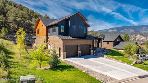 64 Cliff Rose Way Glenwood Springs Co 81601 Way, Glenwood Springs, CO 81601