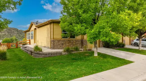 51 Redstone Drive New Castle Co 81647 Dr, New Castle, CO 81647