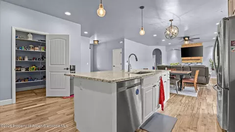 Kitchen - 88 Boulder Ridge Drive Parachute Co 81635 Dr, Parachute, CO 81635 photo 2 of 3