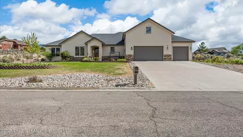 Exterior - 88 Boulder Ridge Drive Parachute Co 81635 Dr, Parachute, CO 81635 photo 2 of 5