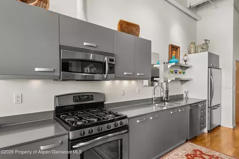 Kitchen - 231 Robinson Street 318 Basalt Co 81621 St #318, Basalt, CO 81621 photo 1 of 2
