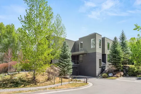 Exterior - 202 Evans Road 101 Basalt Co 81621 Rd #101, Basalt, CO 81621 photo 1 of 2