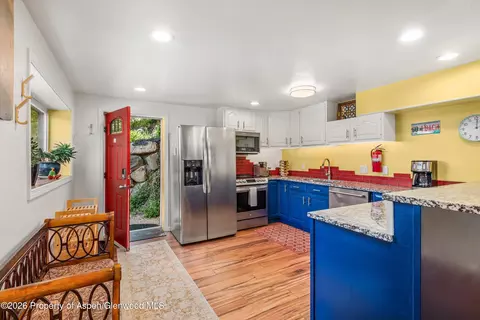 Kitchen - 629 Hillcrest Drive Basalt Co 81621 Dr, Basalt, CO 81621 photo 3 of 3