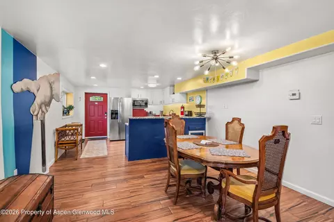 Dining - 629 Hillcrest Drive Basalt Co 81621 Dr, Basalt, CO 81621 photo 3 of 3