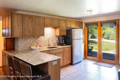 Kitchen - 294 Ruedi Creek Road Basalt Co 81621 Rd, Basalt, CO 81621 photo 2 of 2