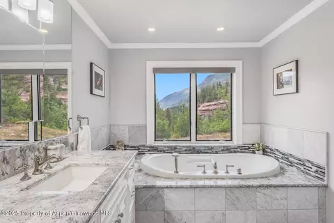 Bath - 175 Bison Lane Redstone Co 81623 Ln, Redstone, CO 81623 photo 5 of 8