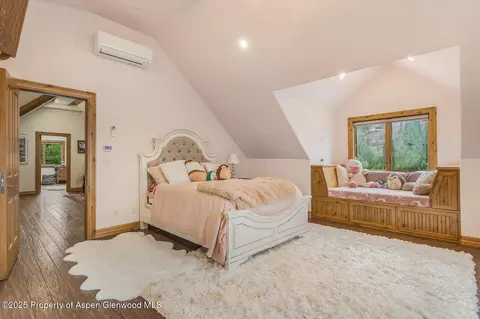Bedroom - 175 Bison Lane Redstone Co 81623 Ln, Redstone, CO 81623 photo 6 of 10
