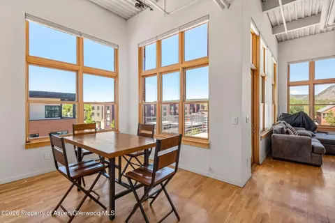 Dining - 231 Robinson Street 312 Basalt Co 81621 St #312, Basalt, CO 81621 photo 1 of 1