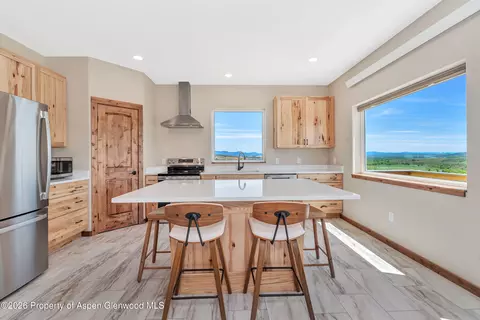 Kitchen - 243 Danner Drive Craig Co 81625 Dr, Craig, CO 81625 photo 2 of 11