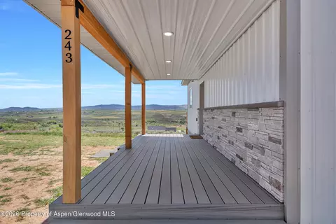 Exterior - 243 Danner Drive Craig Co 81625 Dr, Craig, CO 81625 photo 5 of 13