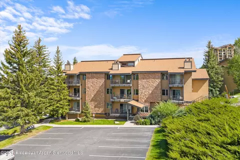 2350 Ski Trail Lane 124 Steamboat Co 80487 Ln #124, Steamboat Springs, CO 80487