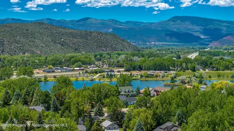27 Pica Lane Carbondale Co 81623 Ln, Carbondale, CO 81623