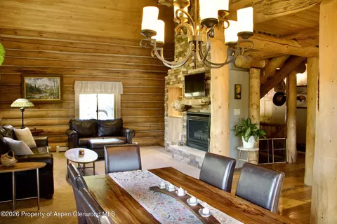 Dining - 162 Original Road Basalt Co 81621 Rd, Basalt, CO 81621 photo 3 of 6