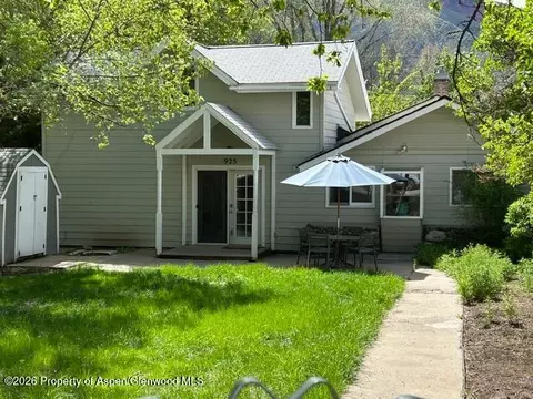 925 Palmer Avenue Glenwood Springs Co 81601 Ave, Glenwood Springs, CO 81601