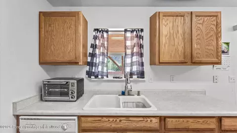 Kitchen - 2615 Apache Court Rifle Co 81650 Ct, Rifle, CO 81650 photo 1 of 2