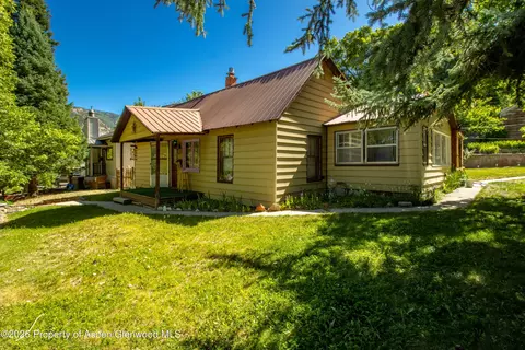 1122 Blake Avenue Glenwood Springs Co 81601 Ave, Glenwood Springs, CO 81601