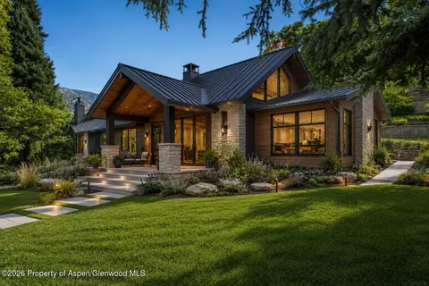 1122 Blake Avenue Glenwood Springs Co 81601 Ave, Glenwood Springs, CO 81601