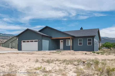 Exterior - 318 Eagle Ridge Drive Parachute Co 81635 Dr, Parachute, CO 81635 photo 3 of 5