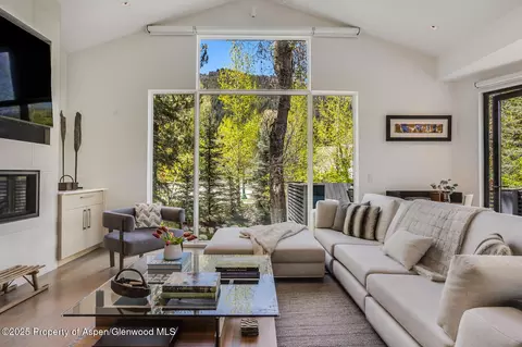 100 Park Avenue Aspen Co 81611 Ave, Aspen, CO 81611