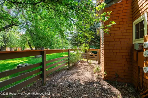 Exterior - 711 Evans Court Basalt Co 81621 Ct, Basalt, CO 81621 photo 5 of 7