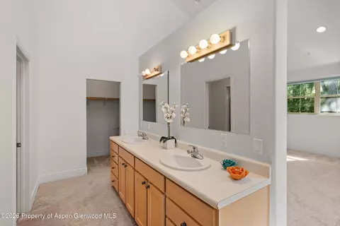 Bath - 711 Evans Court Basalt Co 81621 Ct, Basalt, CO 81621 photo 1 of 6