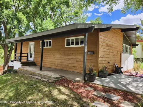 1114 Red Mountain Drive Glenwood Springs Co 81601 Dr, Glenwood Springs, CO 81601