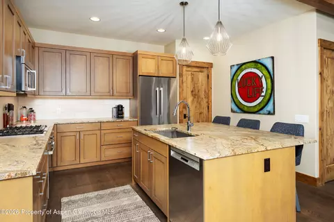 Kitchen - 220 Overlook Ridge Basalt Co 81621 Rdg, Basalt, CO 81621 photo 1 of 2