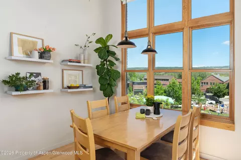 Dining - 231 Robinson Street 320 Basalt Co 81621 St #320, Basalt, CO 81621 photo 1 of 2