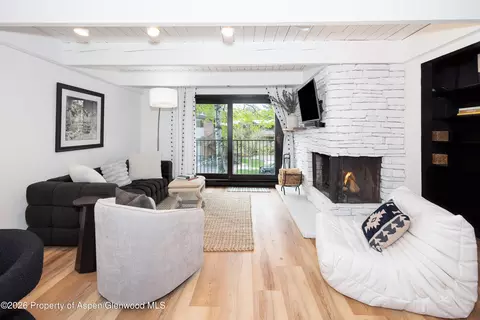 901 E Hyman Avenue 4 Aspen Co 81611 Ave #4, Aspen, CO 81611