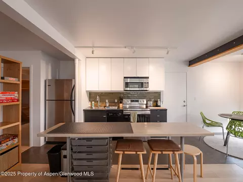 Kitchen - 200 E Homestead Drive Basalt Co 81621 Dr, Basalt, CO 81621 photo 1 of 1