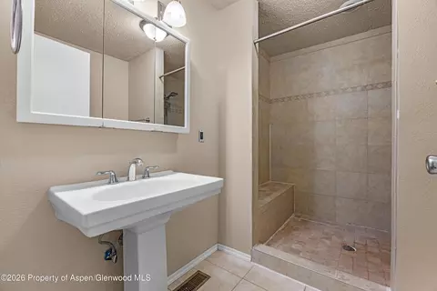 Bath - 49991 Eagles Way Mesa Co 81643 Way, Mesa, CO 81643 photo 1 of 1