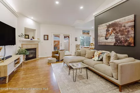 8 Stagecoach Lane Carbondale Co 81623 Ln, Carbondale, CO 81623