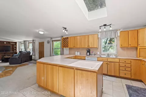 Kitchen - 576 E Vista Drive Silt Co 81652 Dr, Silt, CO 81652 photo 3 of 3
