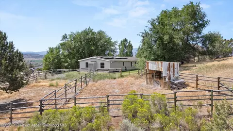 Exterior - 576 E Vista Drive Silt Co 81652 Dr, Silt, CO 81652 photo 2 of 3