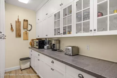 Kitchen - 160 Spring Creek Road Basalt Co 81621 Rd, Basalt, CO 81621 photo 4 of 5