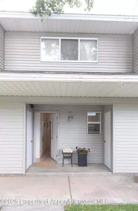 Exterior - 405 Park Avenue B4 Basalt Co 81621 Ave #B4, Basalt, CO 81621 photo 5 of 6