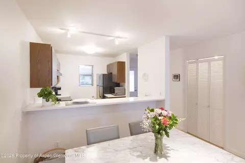 Dining - 405 Park Avenue B4 Basalt Co 81621 Ave #B4, Basalt, CO 81621 photo 1 of 1