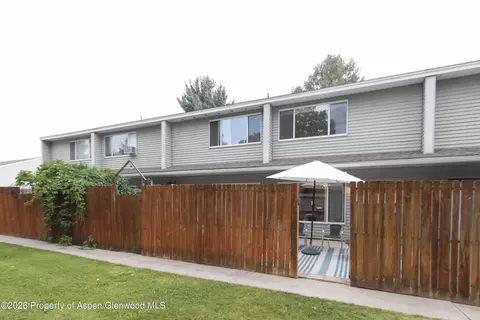 Exterior - 405 Park Avenue B4 Basalt Co 81621 Ave #B4, Basalt, CO 81621 photo 3 of 6
