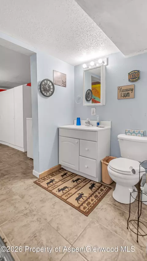 Bath - 212 W Rio Blanco Avenue Rangely Co 81648 Ave, Rangely, CO 81648 photo 2 of 2