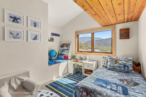 Bedroom - 360 W Sopris Creek Road Basalt Co 81621 Rd, Basalt, CO 81621 photo 2 of 4