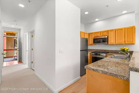 Entry Way - 555 Gold Rivers Court 200 Basalt Co 81621 Ct #200, Basalt, CO 81621 photo 1 of 2