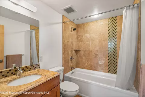 Bath - 170 Regatta Drive Basalt Co 81621 Dr, Basalt, CO 81621 photo 5 of 6
