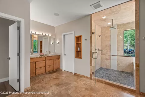 Bath - 170 Regatta Drive Basalt Co 81621 Dr, Basalt, CO 81621 photo 1 of 6