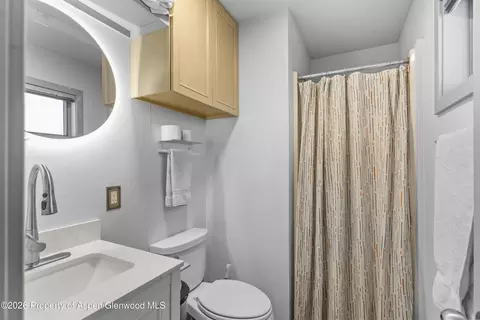 Bath - 175 Midland Avenue 6 Basalt Co 81621 Ave #6, Basalt, CO 81621 photo 1 of 4