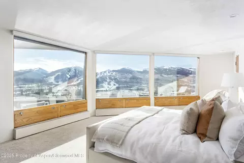 Bedroom - 699 Eppley Drive Aspen Co 81611 Dr, Aspen, CO 81611 photo 1 of 9